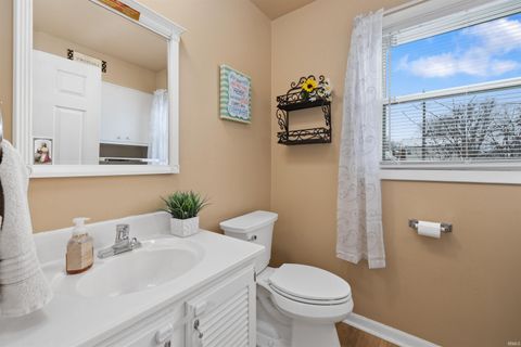 Tiny photo for 6822 Forest Glen Court, Fort Wayne, IN 46815 (MLS # 202602271)