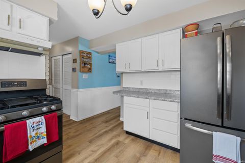 Tiny photo for 6822 Forest Glen Court, Fort Wayne, IN 46815 (MLS # 202602271)