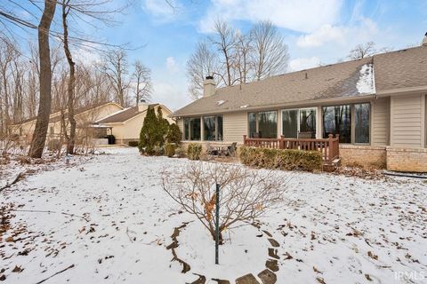 Tiny photo for 3413 WOODHAVEN Trail, Kokomo, IN 46902 (MLS # 202605787)