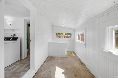 Tiny photo for 711 S 27th Street, Lafayette, IN 47904 (MLS # 202536208)