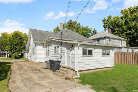Tiny photo for 711 S 27th Street, Lafayette, IN 47904 (MLS # 202536208)