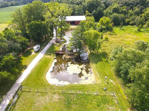 Tiny photo for 13226 County Line Road, Crown Point, IN 46307 (MLS # 202612701)