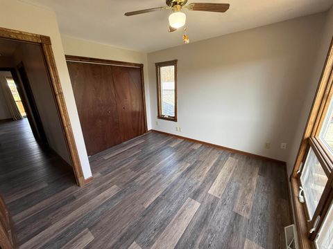 Tiny photo for 13226 County Line Road, Crown Point, IN 46307 (MLS # 202612701)