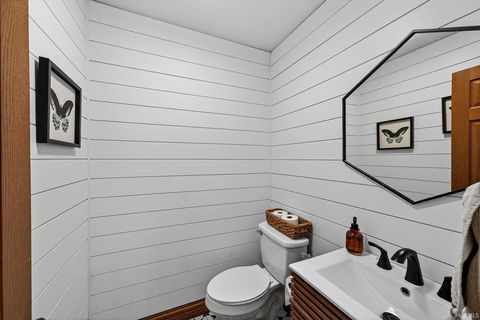 Tiny photo for 15061 Yorkshire Drive, Plymouth, IN 46563 (MLS # 202547076)