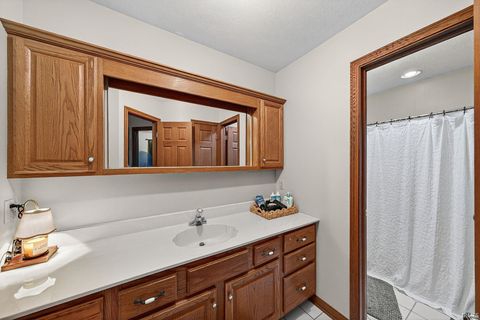 Tiny photo for 15061 Yorkshire Drive, Plymouth, IN 46563 (MLS # 202547076)