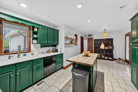 Tiny photo for 15061 Yorkshire Drive, Plymouth, IN 46563 (MLS # 202547076)