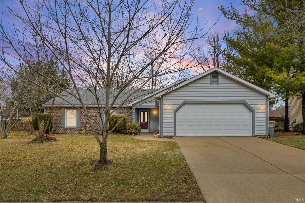 Photo of 170 Heron Court, West Lafayette, IN 47906 (MLS # 202607790)