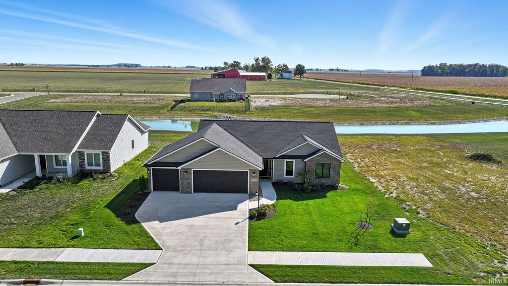 Photo of 22238 Travertine Run, Woodburn, IN 46797 (MLS # 202608763)