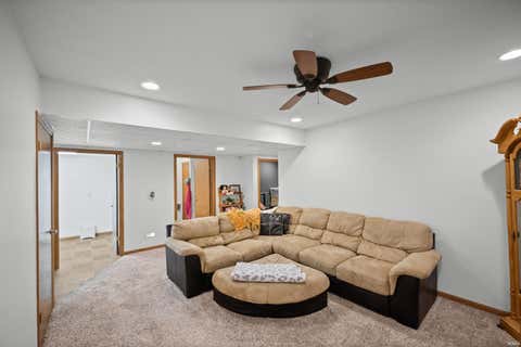 Tiny photo for 5666 W County Rd 950 N, Rossville, IN 46065 (MLS # 202622231)