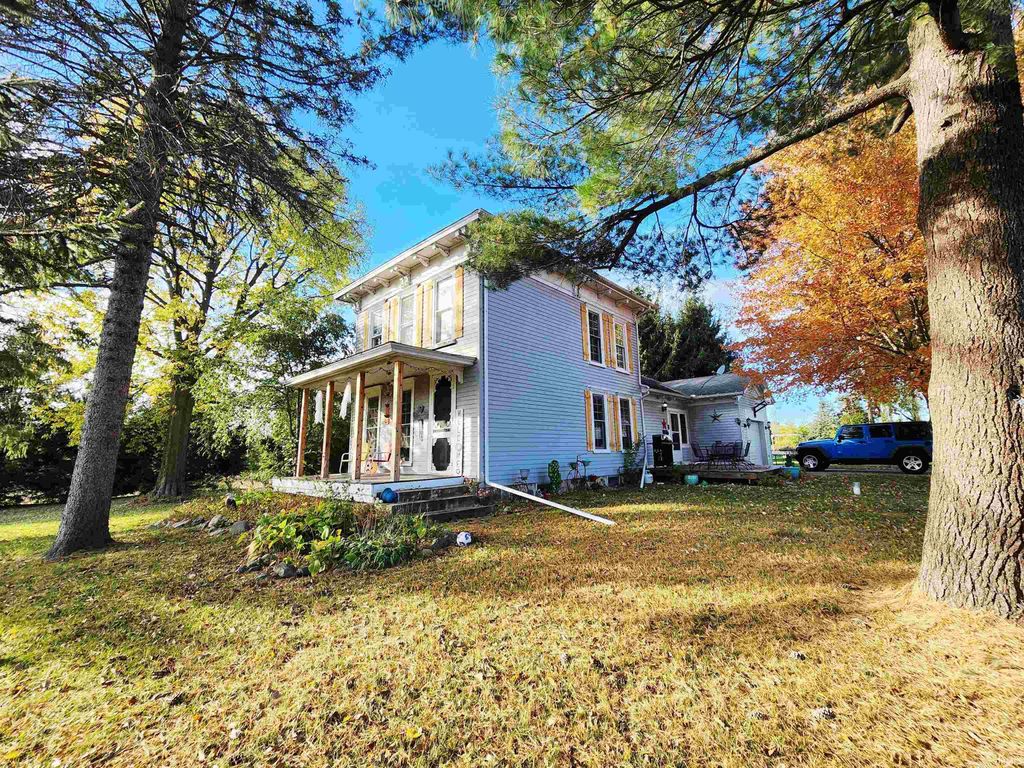 Photo of 12510 5A Road, Plymouth, IN 46563 (MLS # 202543645)