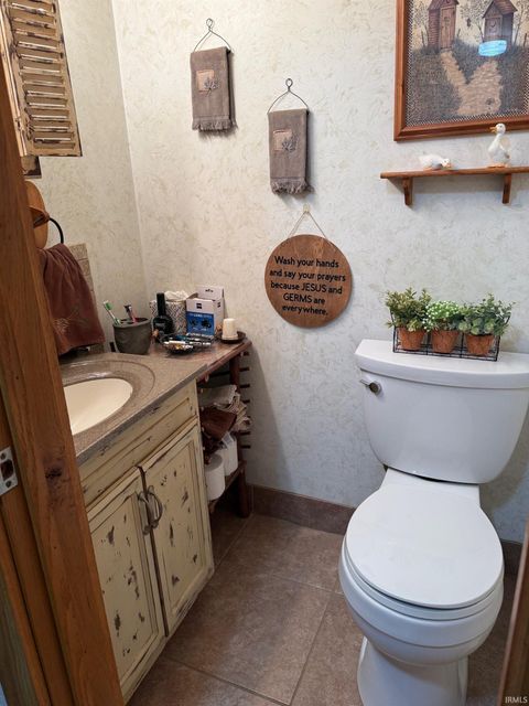 Tiny photo for 3137 W 800 N, Royal Center, IN 46978 (MLS # 202607680)