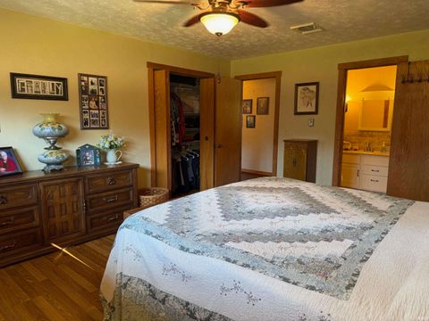 Tiny photo for 3137 W 800 N, Royal Center, IN 46978 (MLS # 202607680)