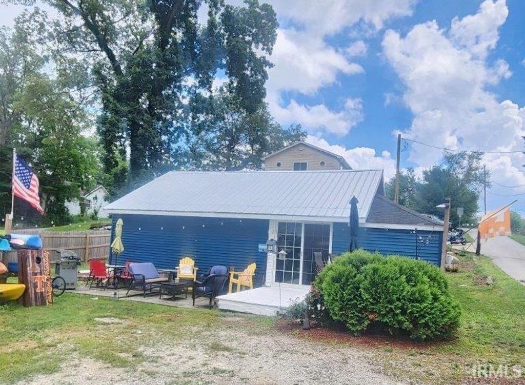 Photo of 0755 S Wildwood Drive, Cromwell, IN 46732 (MLS # 202547700)