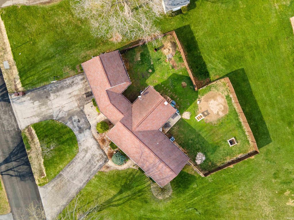 Photo of 502 Allen Drive, Sweetser, IN 46987 (MLS # 202611006)