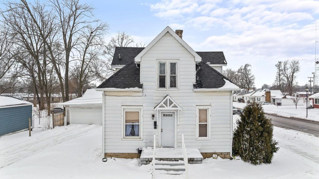 Photo of 2228 E Market Street, Warsaw, IN 46580 (MLS # 202603779)
