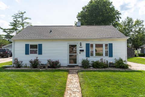 Tiny photo for 1614 N 27th Street, Lafayette, IN 47904 (MLS # 202631846)