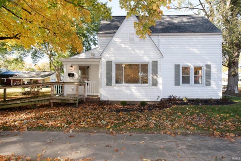 Tiny photo for 220 N Washington Street, Flora, IN 46929 (MLS # 202644919)