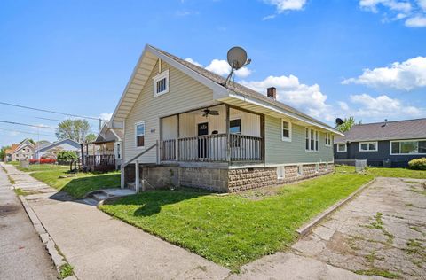 Tiny photo for 1017 W Broadway Street, Kokomo, IN 46901 (MLS # 202615098)