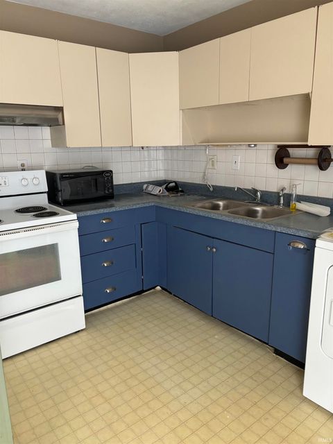 Tiny photo for 1609 Arlington Road, Lafayette, IN 47904 (MLS # 202541398)