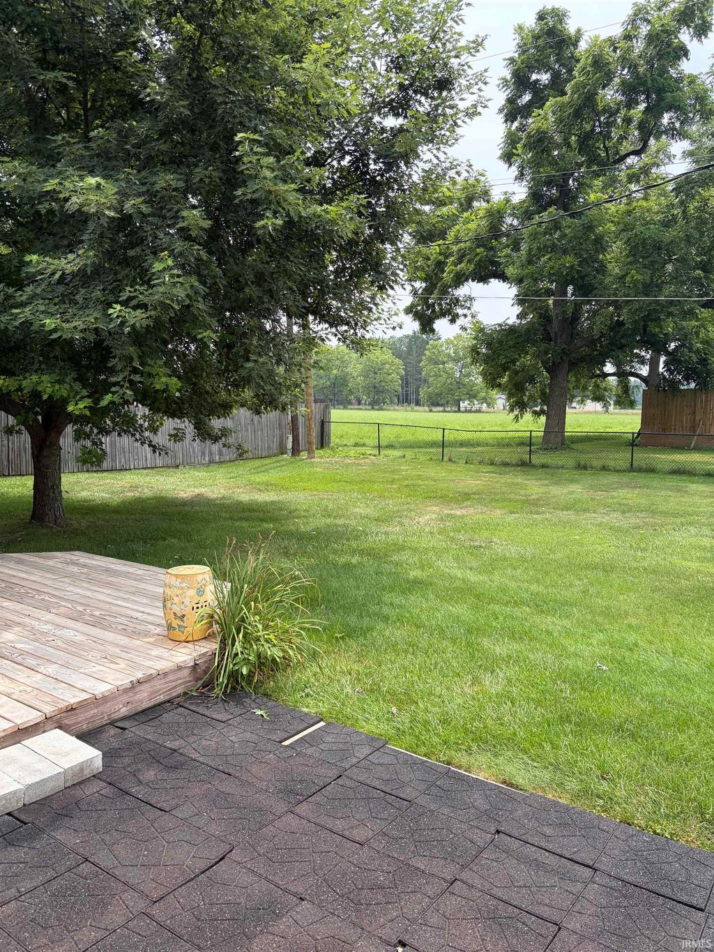 Photo of 6456 W FRANWOOD Circle, Yorktown, IN 47396 (MLS # 202629273)