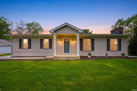 Photo of 6404 Revere Place, Fort Wayne, IN 46835 (MLS # 202617797)