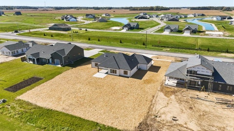 Tiny photo for 13028 Hand Road, Fort Wayne, IN 46818 (MLS # 202643782)