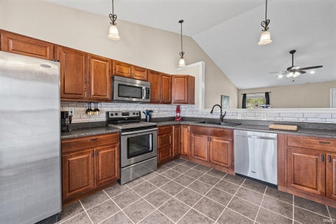 Tiny photo for 1606 Waverly Drive, Lafayette, IN 47909 (MLS # 202642922)