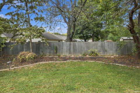 Tiny photo for 1606 Waverly Drive, Lafayette, IN 47909 (MLS # 202642922)
