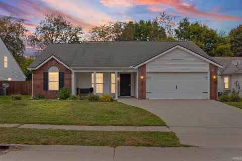 Photo of 1606 Waverly Drive, Lafayette, IN 47909 (MLS # 202642922)