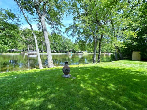 Tiny photo for 9393 N Lenback Court, Monticello, IN 47960 (MLS # 202620942)