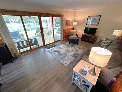 Tiny photo for 9393 N Lenback Court, Monticello, IN 47960 (MLS # 202620942)