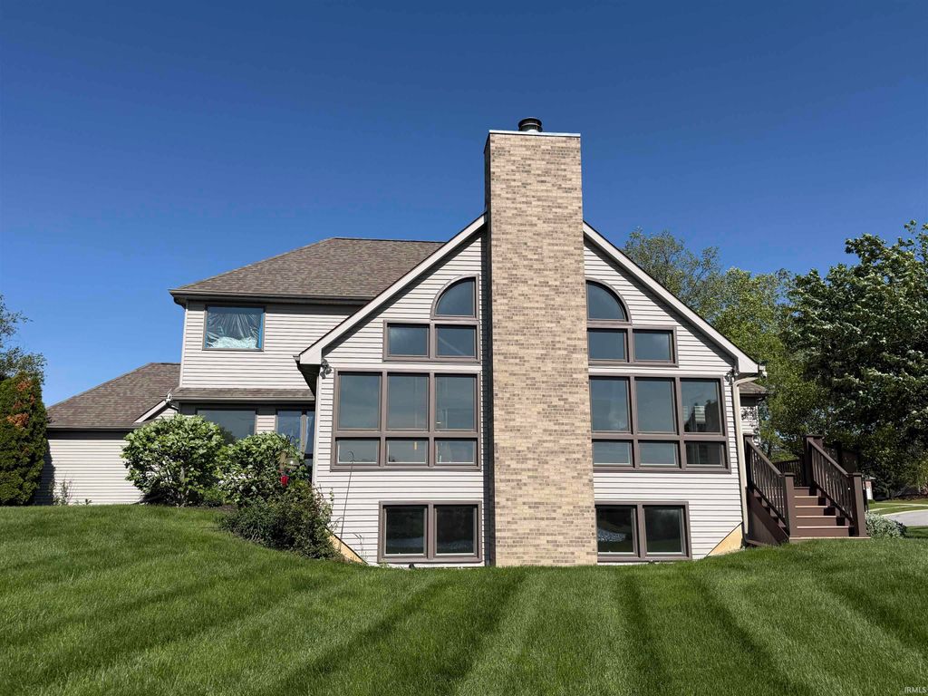 Photo of 11128 Rockaway Drive, Fort Wayne, IN 46845 (MLS # 202619973)