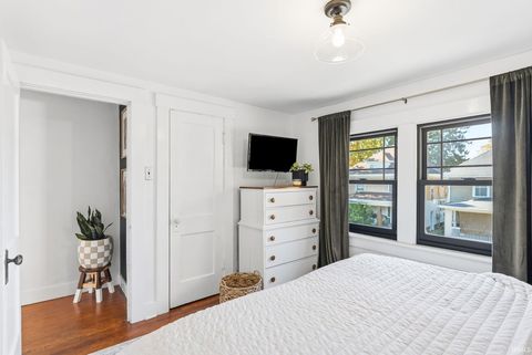 Tiny photo for 2018 Bayer Avenue, Fort Wayne, IN 46805 (MLS # 202543999)