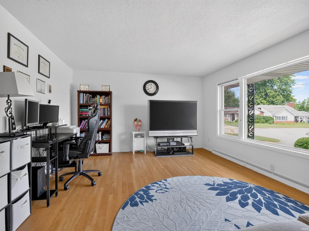 Photo of 604 Elm Street, New Haven, IN 46774 (MLS # 202629786)