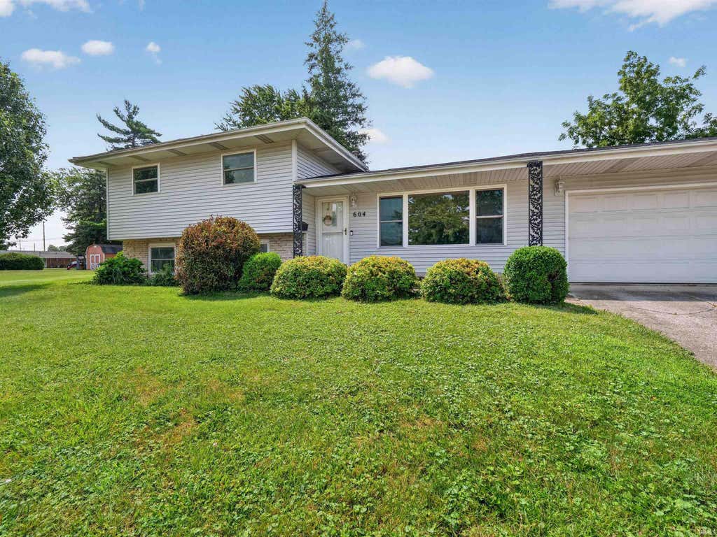 Photo of 604 Elm Street, New Haven, IN 46774 (MLS # 202629786)