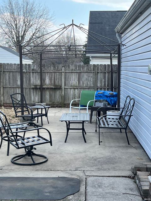 Tiny photo for 204 N BERKLEY Road, Kokomo, IN 46901 (MLS # 202612143)