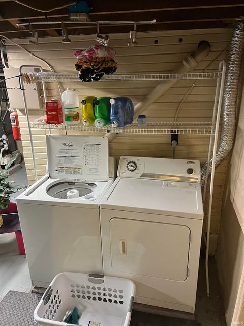 Tiny photo for 204 N BERKLEY Road, Kokomo, IN 46901 (MLS # 202612143)