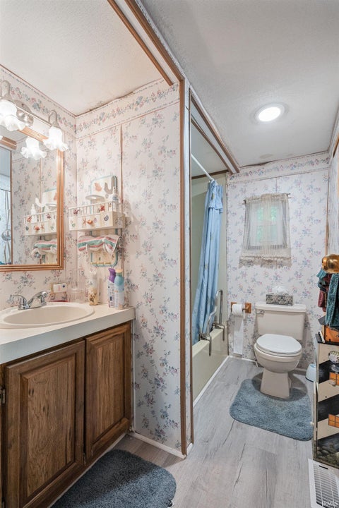 Tiny photo for 2700 E Baxter Road, Kokomo, IN 46902 (MLS # 202640199)