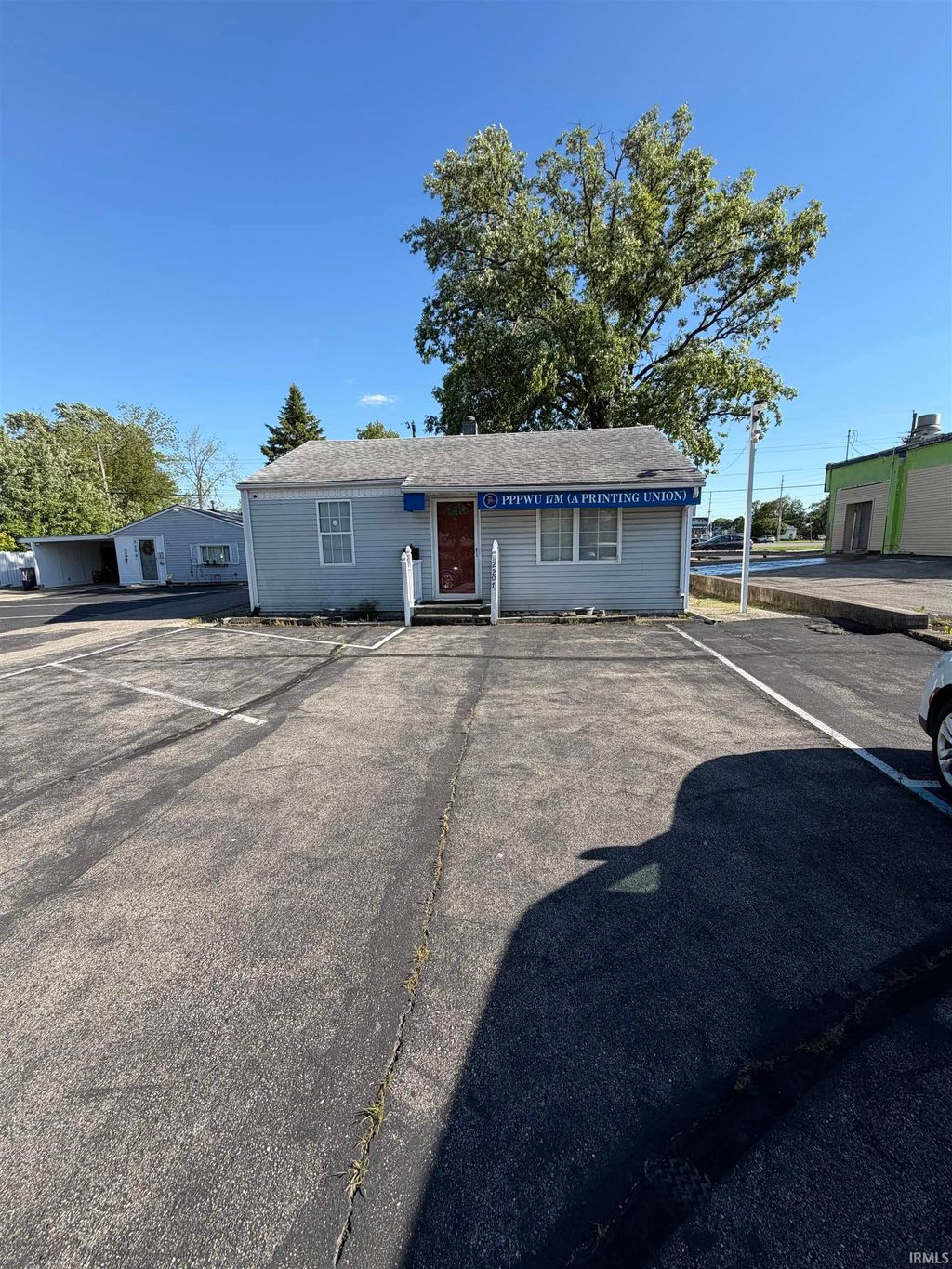 Photo of 2207 Fowler Street, Anderson, IN 46012 (MLS # 202620550)