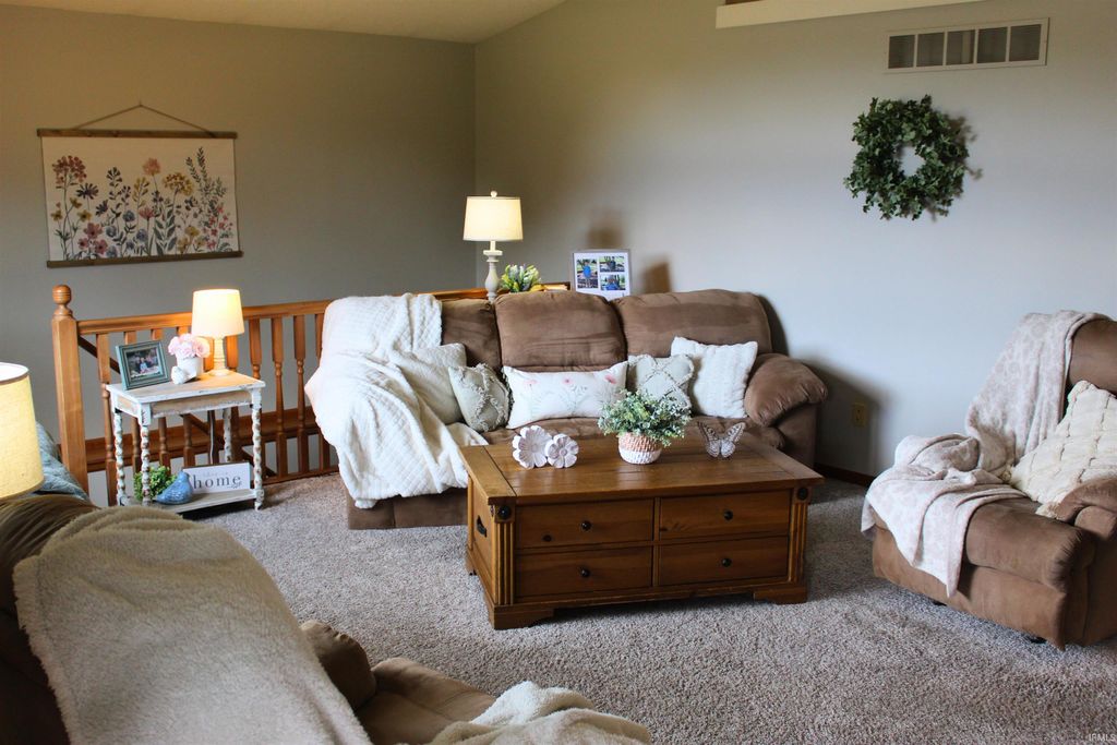Photo of 865 N 280 W, Angola, IN 46703 (MLS # 202537592)