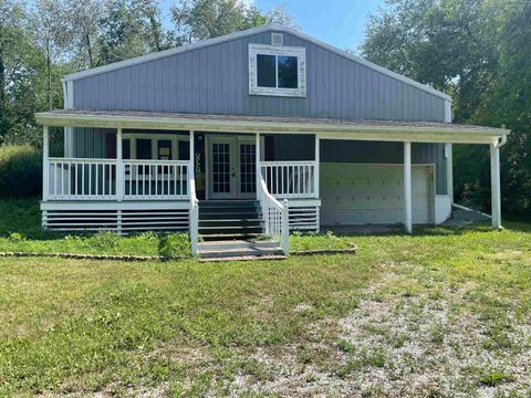 Photo of 5122 W 700 N, Delphi, IN 46923 (MLS # 202536539)