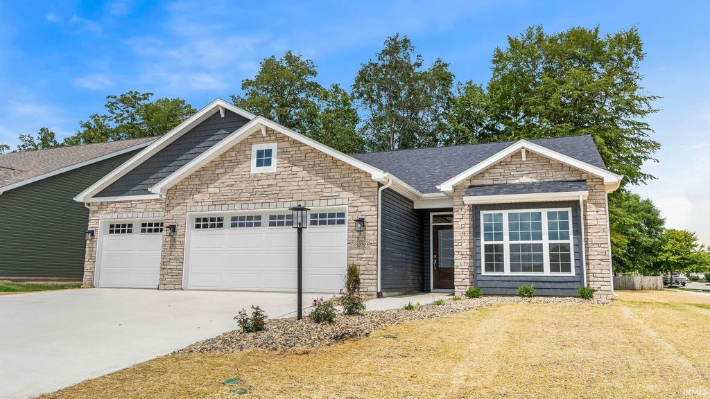 Photo of 8289 Caverango Boulevard, Fort Wayne, IN 46815 (MLS # 202536476)