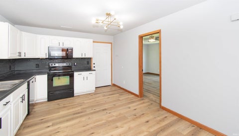 Tiny photo for 711 Burke Street, Columbia City, IN 46725 (MLS # 202635671)