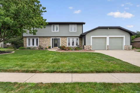 Tiny photo for 2707 WHITEHOUSE DRIVE Dr, Kokomo, IN 46902 (MLS # 202629304)