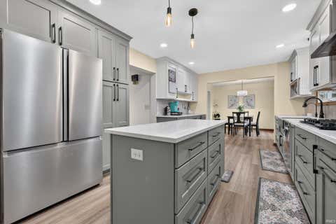 Tiny photo for 2707 WHITEHOUSE DRIVE Dr, Kokomo, IN 46902 (MLS # 202629304)
