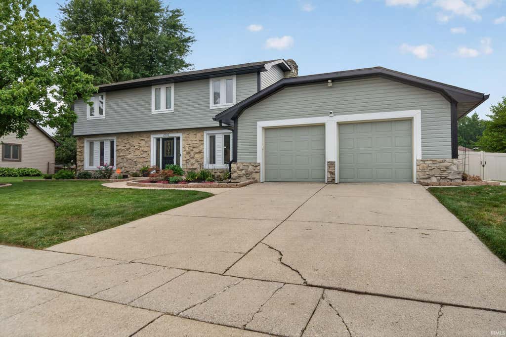 Photo of 2707 WHITEHOUSE DRIVE Dr, Kokomo, IN 46902 (MLS # 202629304)