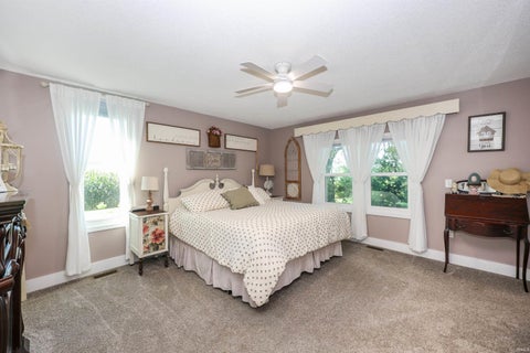 Tiny photo for 4295 S 600 W Road, Huntington, IN 46750 (MLS # 202635667)