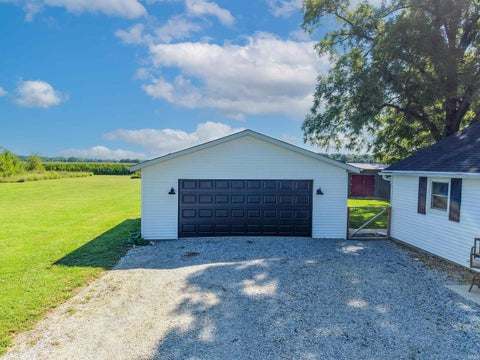 Tiny photo for 4295 S 600 W Road, Huntington, IN 46750 (MLS # 202635667)