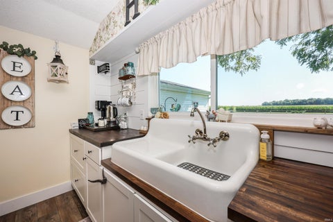 Tiny photo for 4295 S 600 W Road, Huntington, IN 46750 (MLS # 202635667)