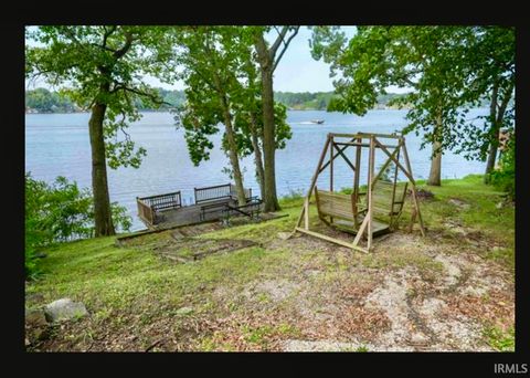Tiny photo for 11912 W Breezy Point Drive, Monticello, IN 47960 (MLS # 202536380)
